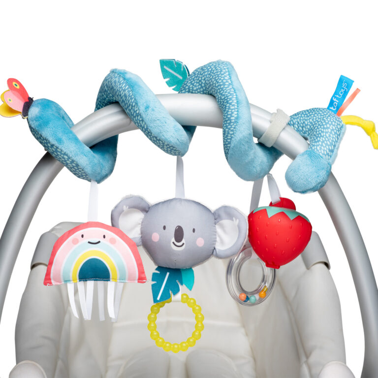 מתנה ליולדת בן:  קופסת צעצועים, שמיכה רכה לתינוק, בובת קואלה משגעת לסלקל או עגלה בשילוב קופסת תות